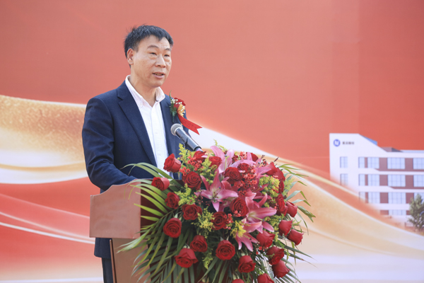 21d2562aef8a18998b991e8ab941a75c.jpg